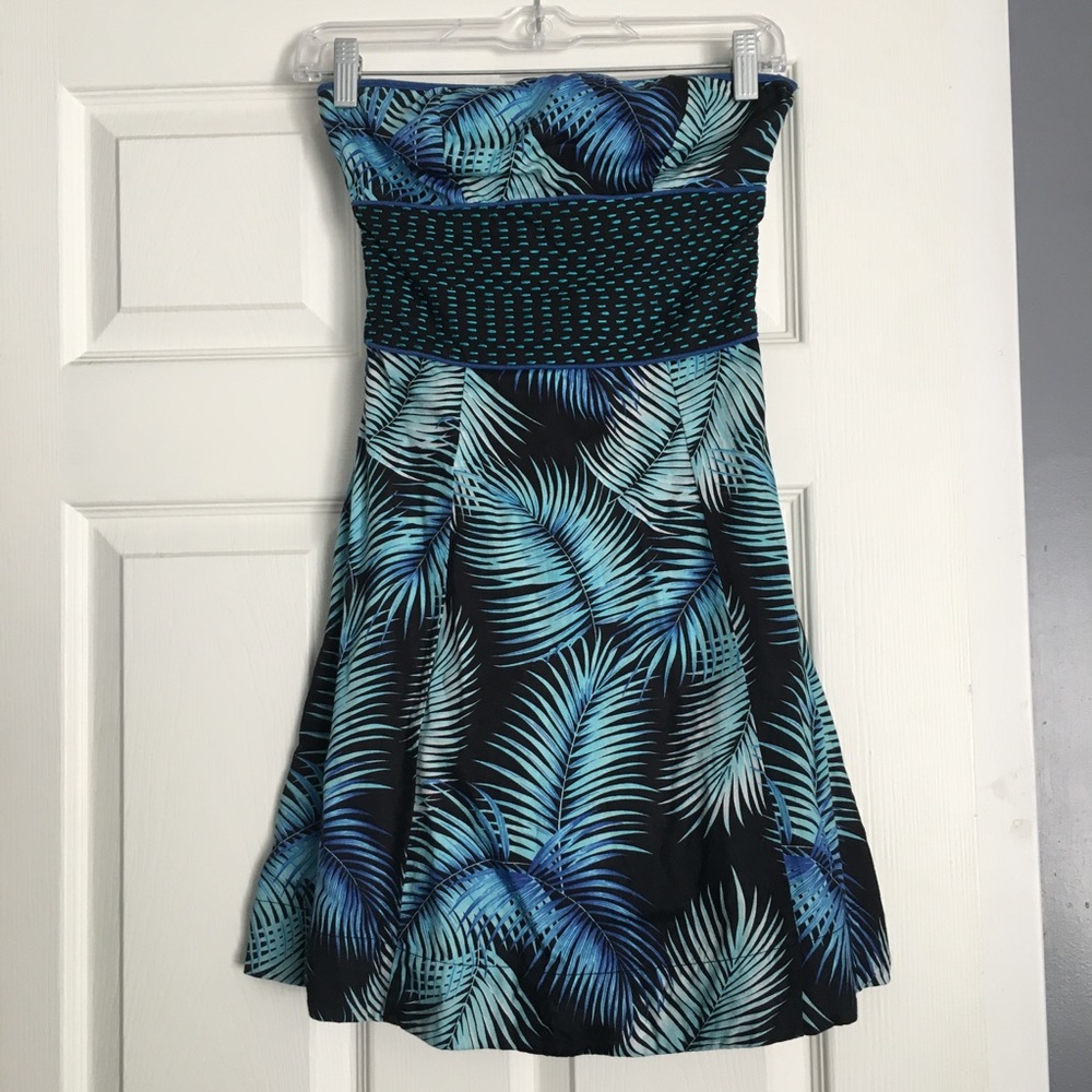 Free People strapless tropical print dress. Super cute!